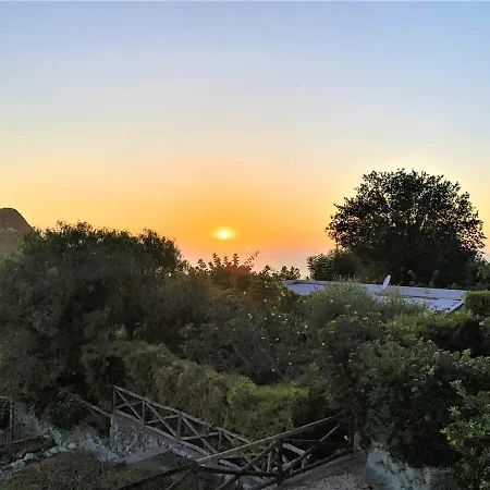 Con Giardino Esclusivo Di 1000 Mq, Piscina, Tennis, Calcio, Bocce فيلة Forio di Ischia
