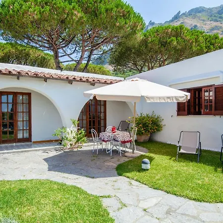 فيلة Con Giardino Esclusivo Di 1000 Mq, Piscina, Tennis, Calcio, Bocce Forio di Ischia